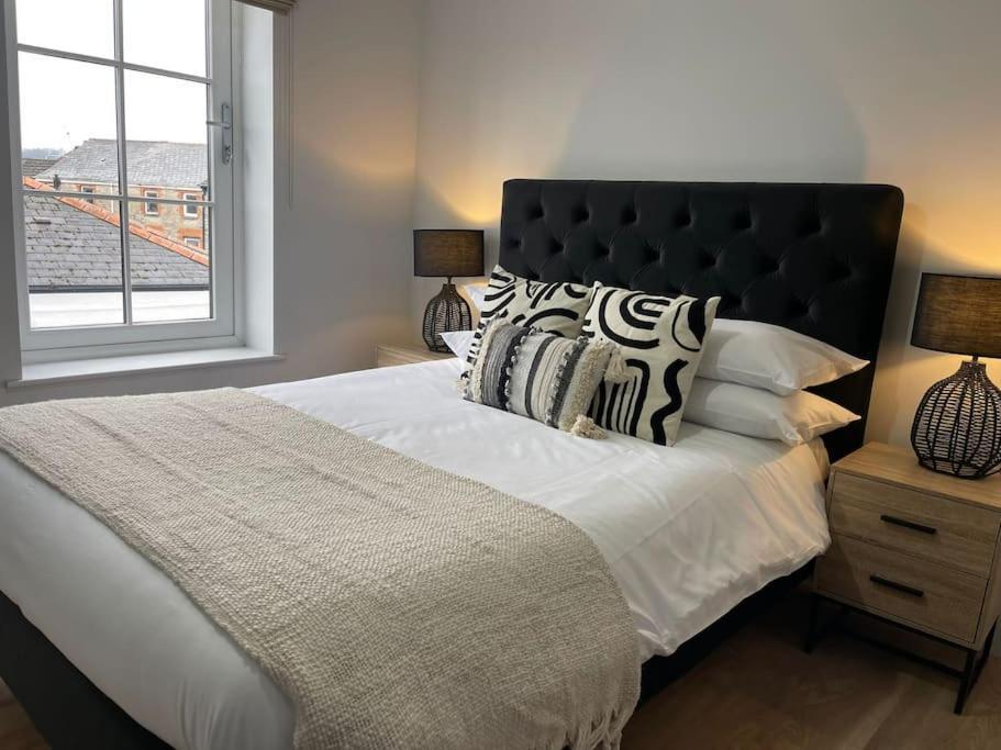 Trendy Apartment In Cardiff Free Parking Zewnętrze zdjęcie